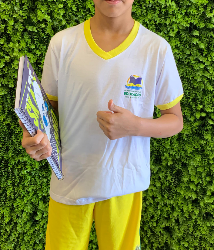 Uniforme Escolar 1